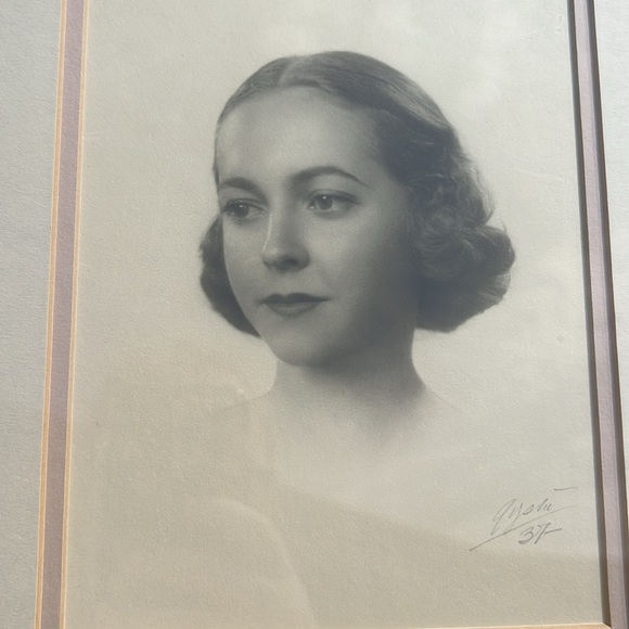 Vintage 1930s Young Woman Glamour Portrait Photograph Framed Matted Wall Art - Picture 5 of 15